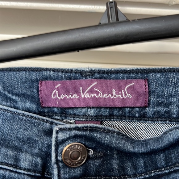22w Gloria Vanderbilt Amanda blue jeans - Picture 2 of 7